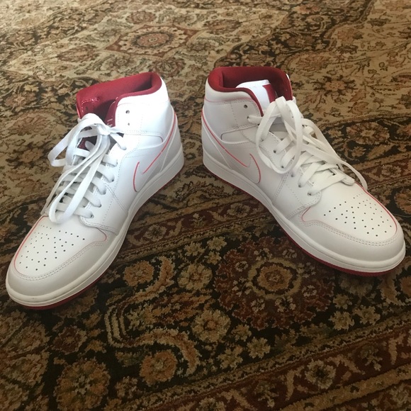 Jordan 1 Hightop White/Red - Brand New - Picture 3 of 7